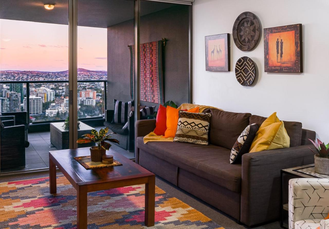 African Escape On Level 38 - Balcony With Views Brisbane Luaran gambar
