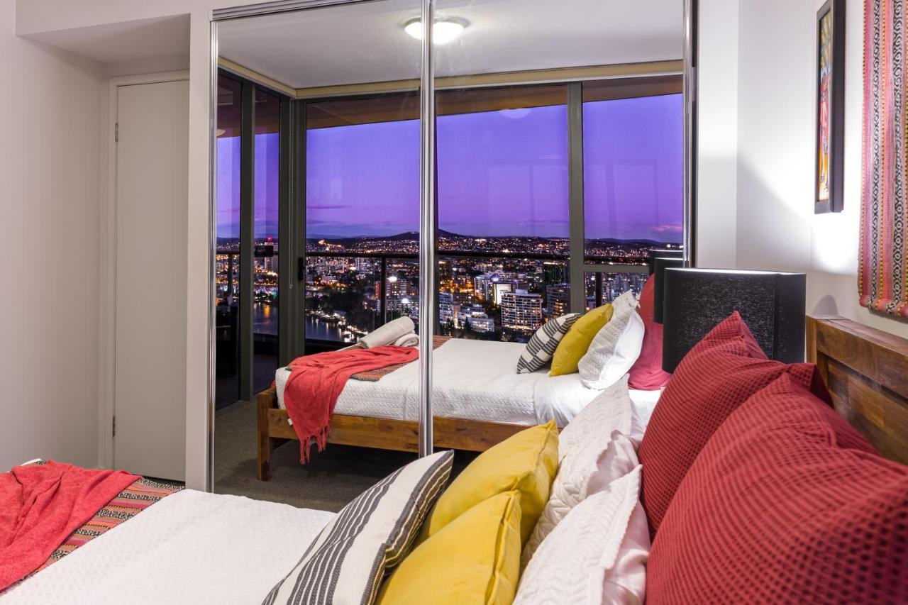 African Escape On Level 38 - Balcony With Views Brisbane Luaran gambar