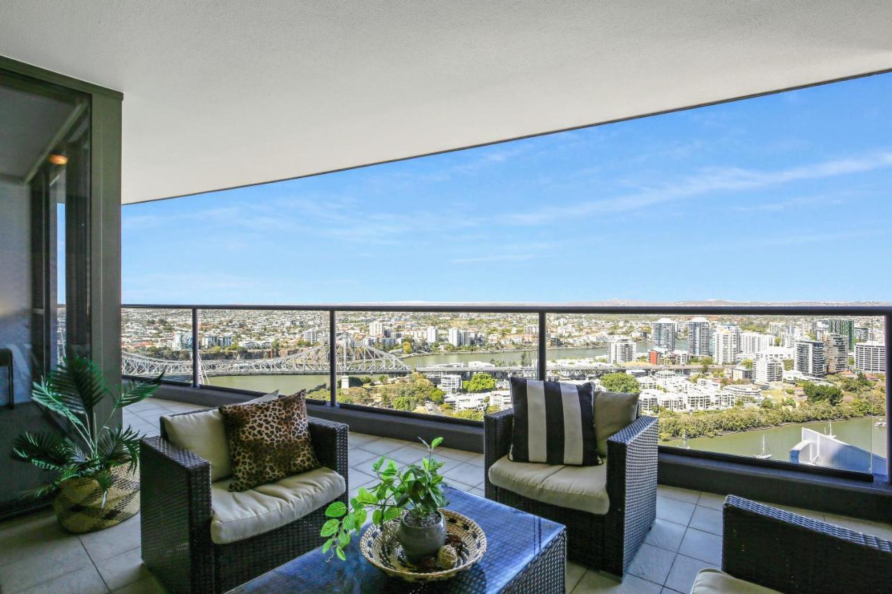 African Escape On Level 38 - Balcony With Views Brisbane Luaran gambar
